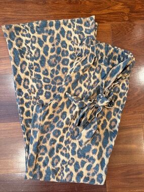 Women’s Leopard Print Lounge Pants in Tan and Black- Size S